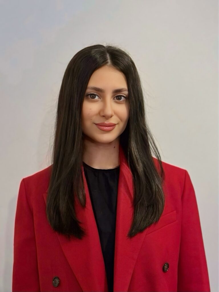 Luisa podaru 768x1024